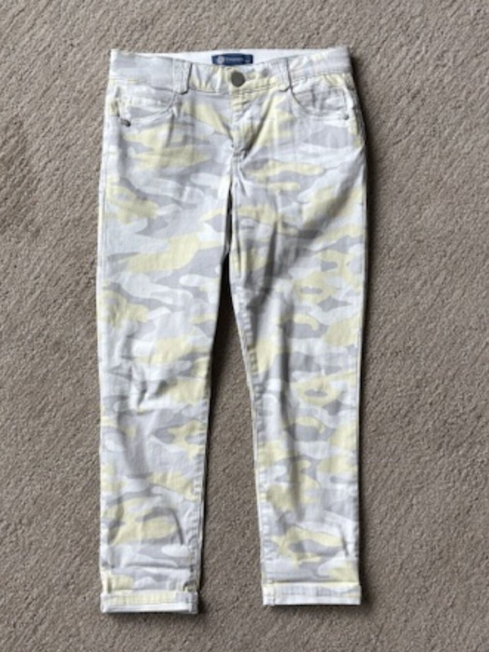Democracy "Ab"solution Women's Pants in Perfect Condition